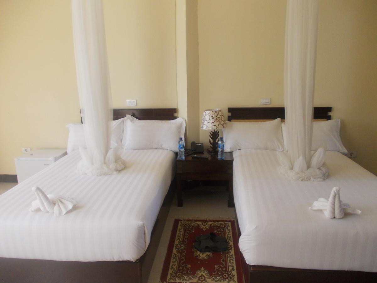 בהר דר Asinuara Hotel מראה חיצוני תמונה