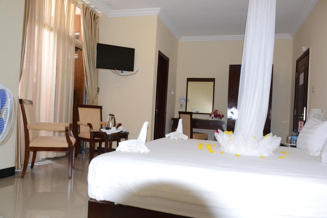 בהר דר Asinuara Hotel מראה חיצוני תמונה