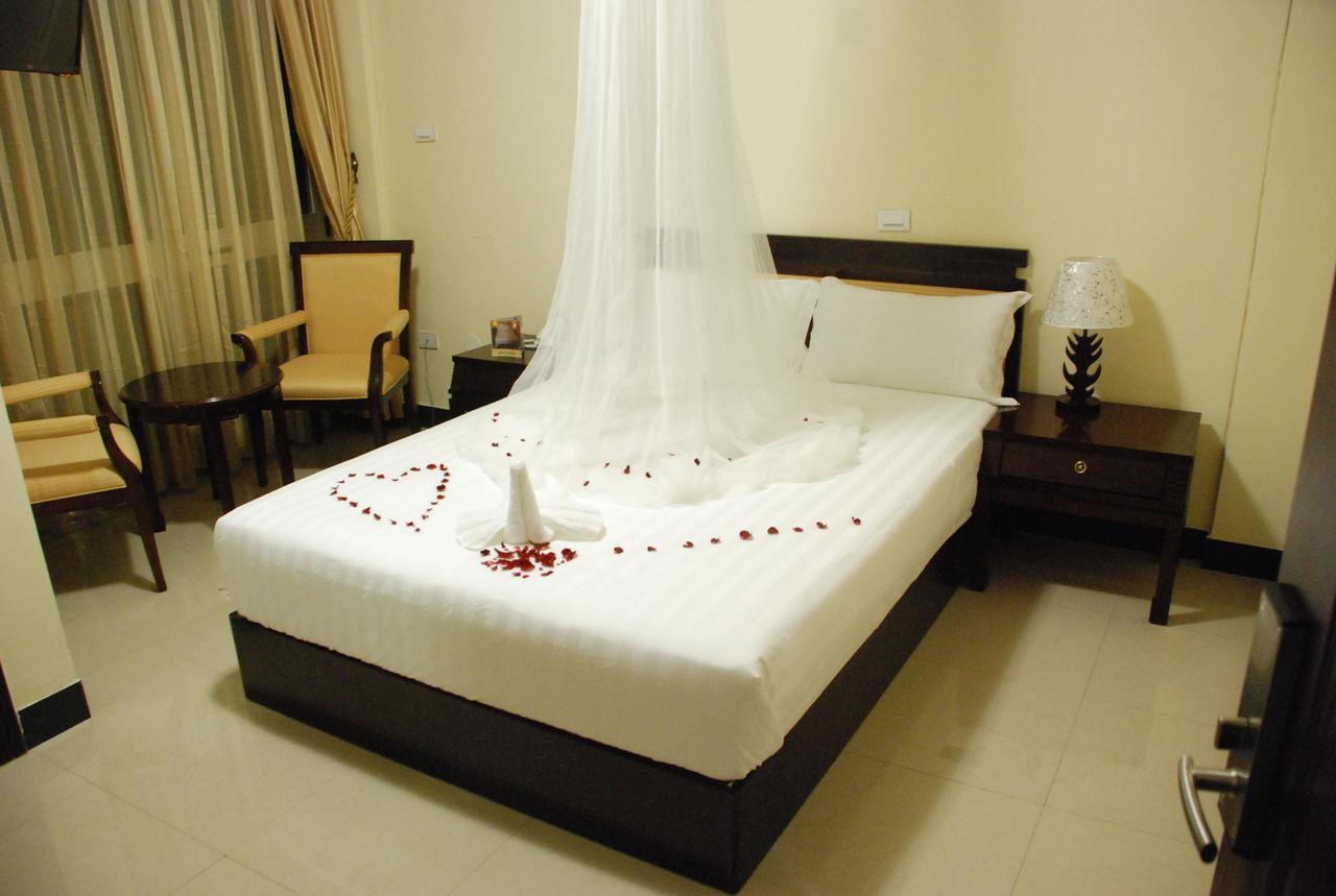 בהר דר Asinuara Hotel מראה חיצוני תמונה