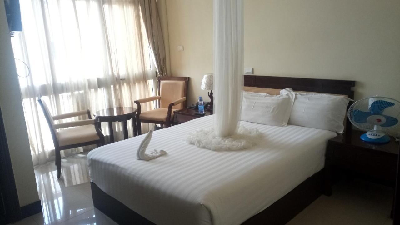 בהר דר Asinuara Hotel מראה חיצוני תמונה